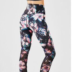Fabletics High-Waisted Mesh PowerForm® 7/8 Leggings  XS, Kaleidoscope Floral